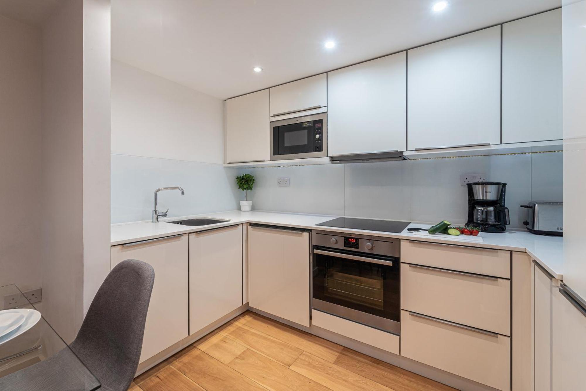 Fleet Street Apartment